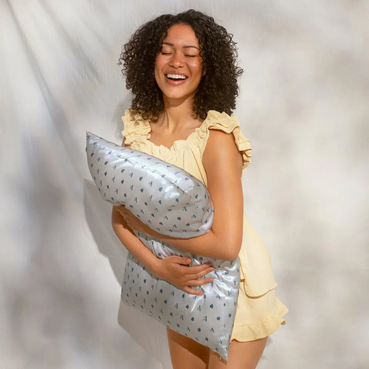 Kitsch Satin Pillowcase - Pearlized Cream & Coastal Blue Print - Image 5